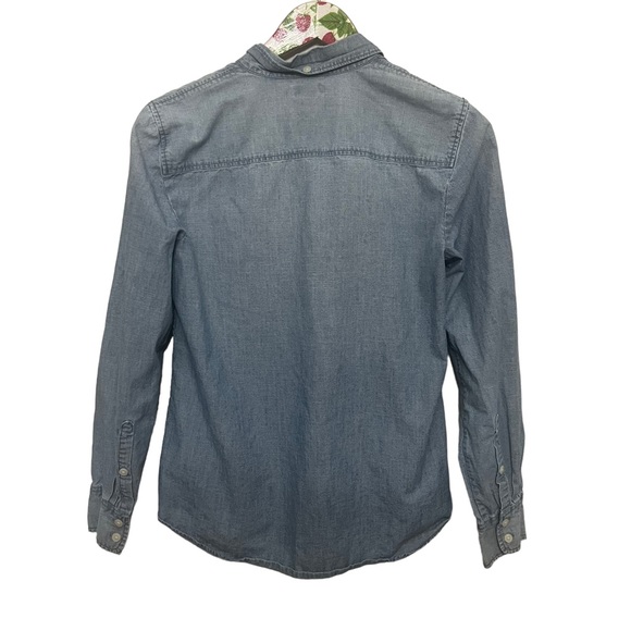 J Crew Womens Button Up Denim Top Chambray Classic Size S - Picture 5 of 5